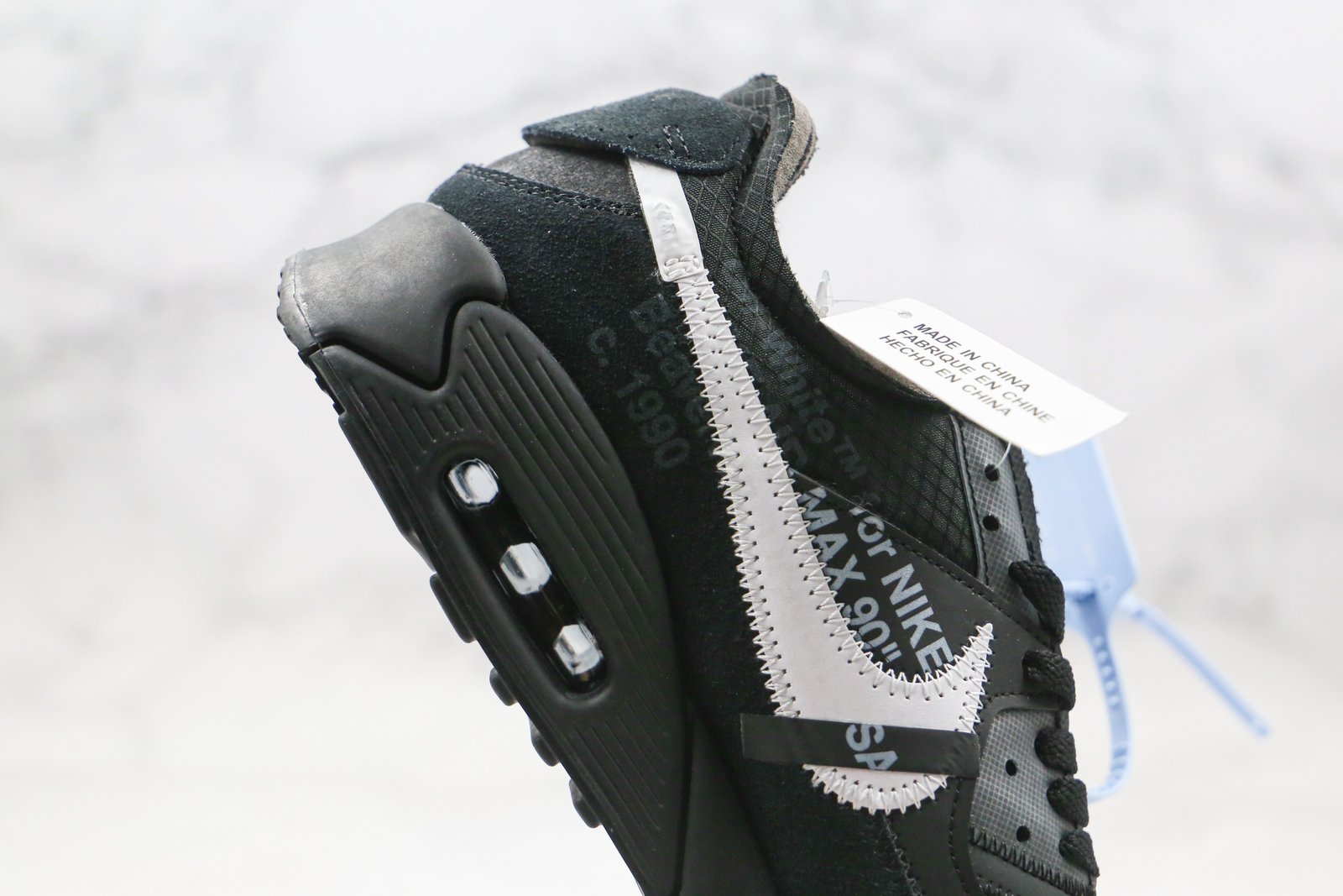 CDA9E185-AF12-A601-3135-F3AD20CB87D6