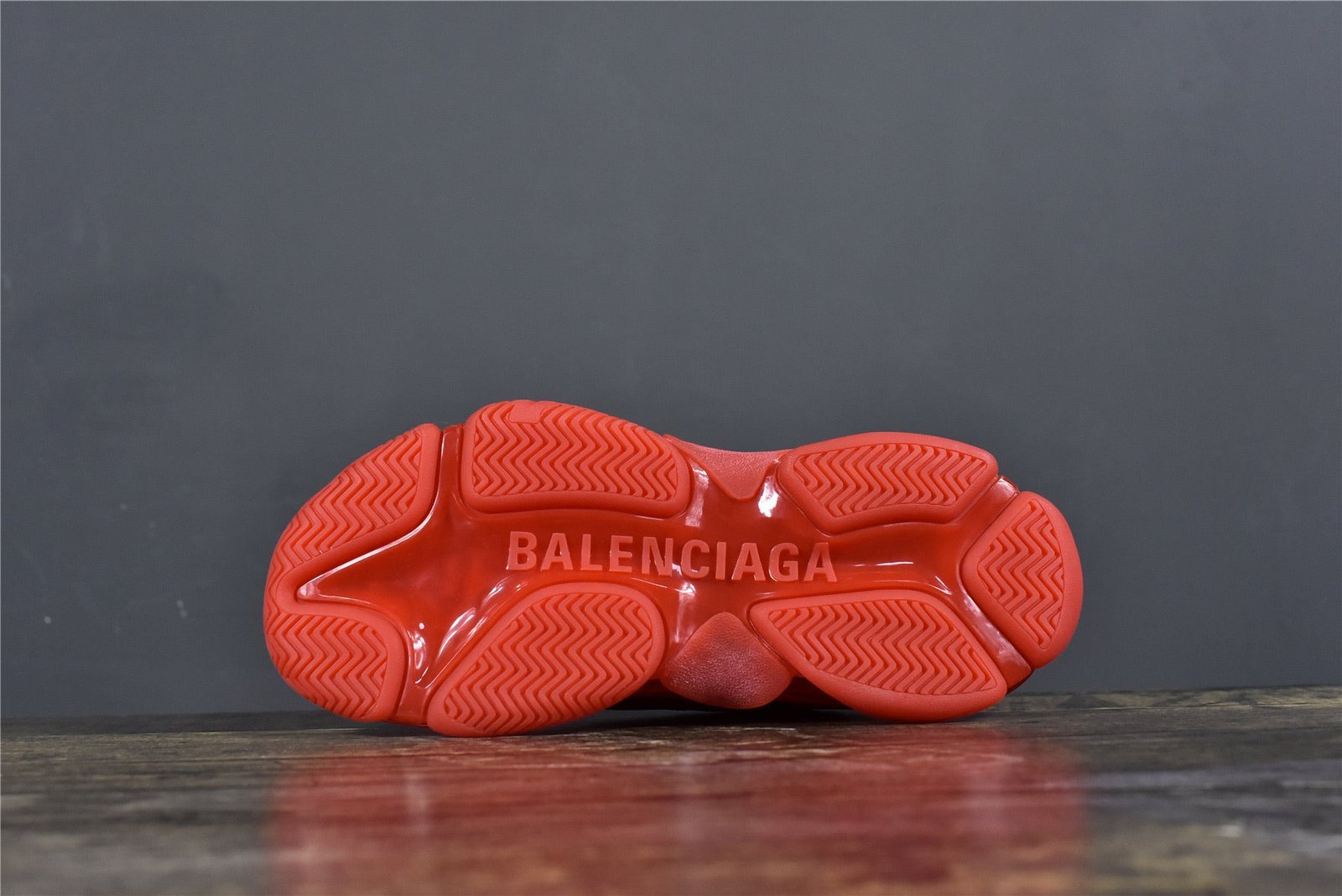 DE4B0CC4-C31E-0B6D-4B76-C6541357CD94