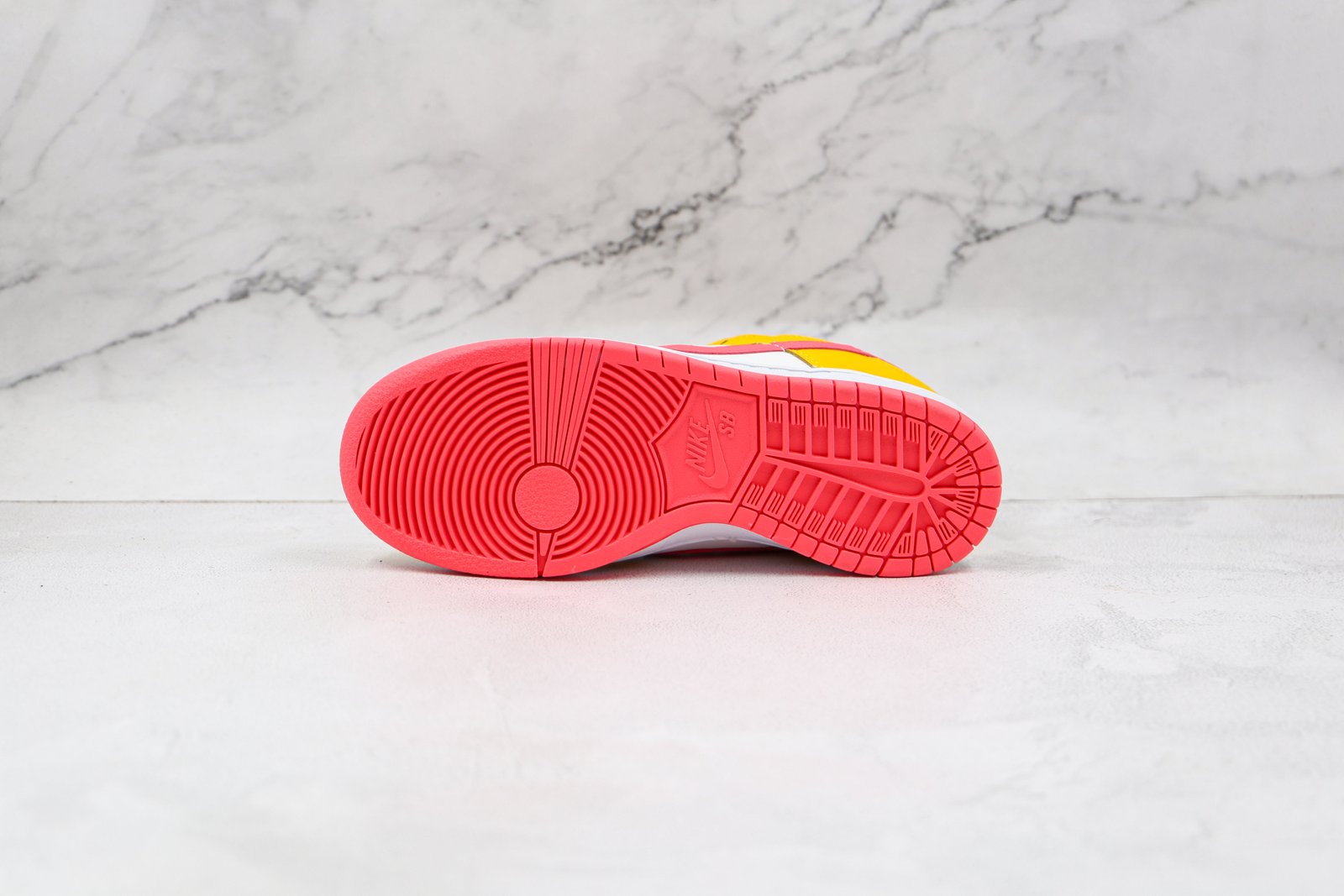 E5A9E9B7-A27C-8FB0-AD1E-708A657425D5