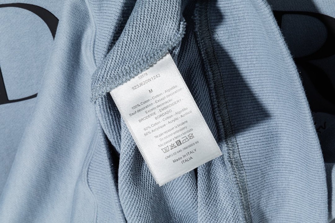 F255F4FF-11D9-ACB6-FCC3-4E2B4AEF9569