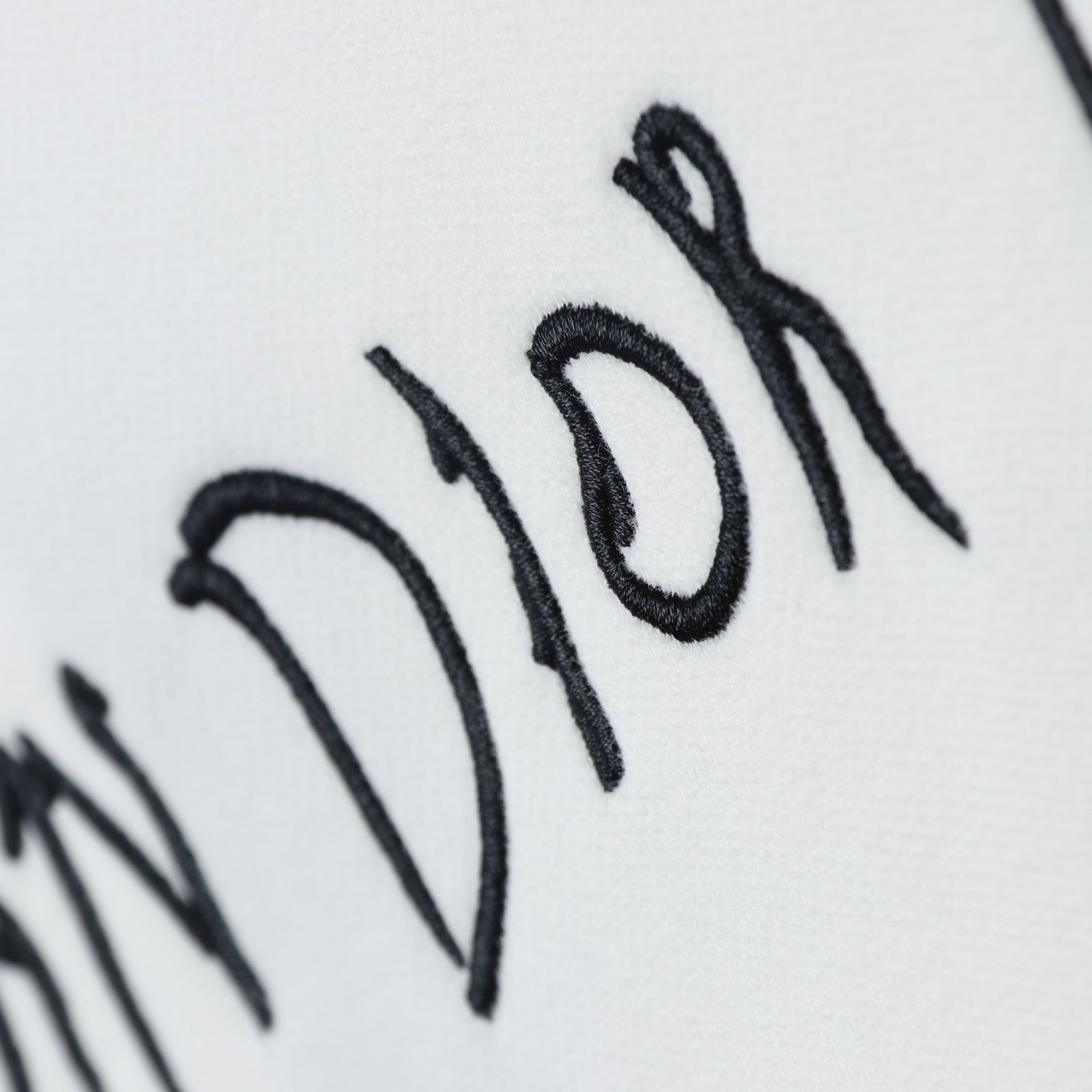 F2D2A4FF-9C4F-895F-CDCF-96505F98824C