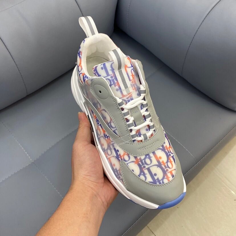 F96BD5D3-A644-C99F-F844-59EE60AD5977