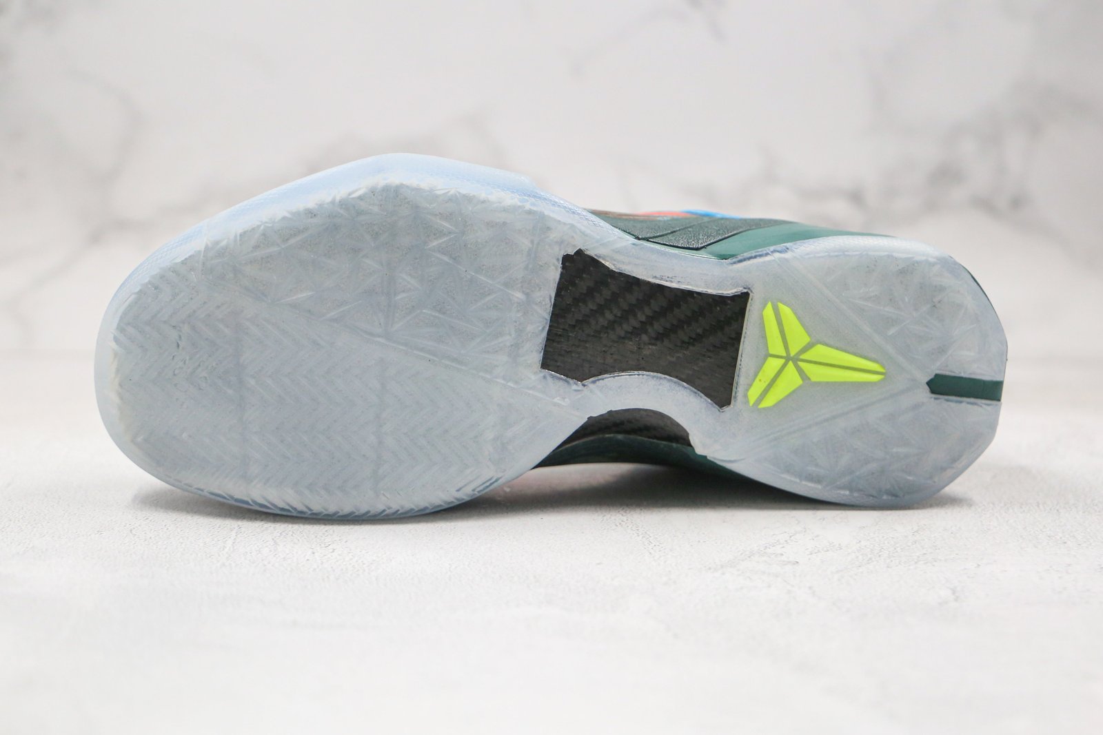 FB353134-8EB0-73C7-5465-3D10F0155CD0